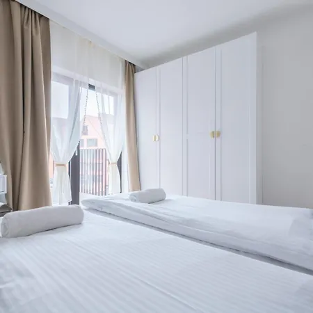 Dom & House Granaria Ii Superior On Granary Island By Renters Daire