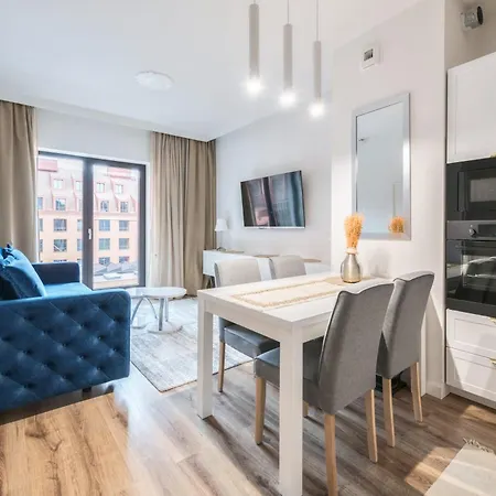 Dom & House Granaria Ii Superior On Granary Island By Renters *