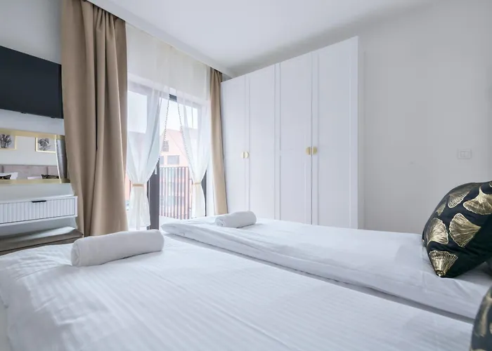 Dom & House Granaria Ii Superior On Granary Island By Renters Apartman