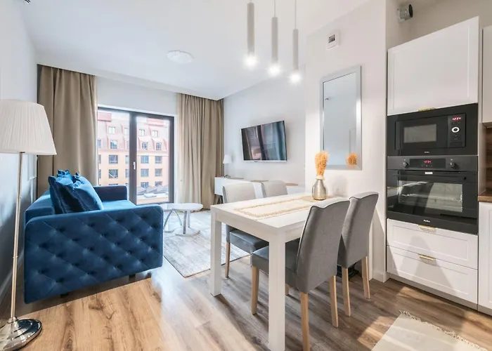 Dom & House Granaria Ii Superior On Granary Island By Renters *